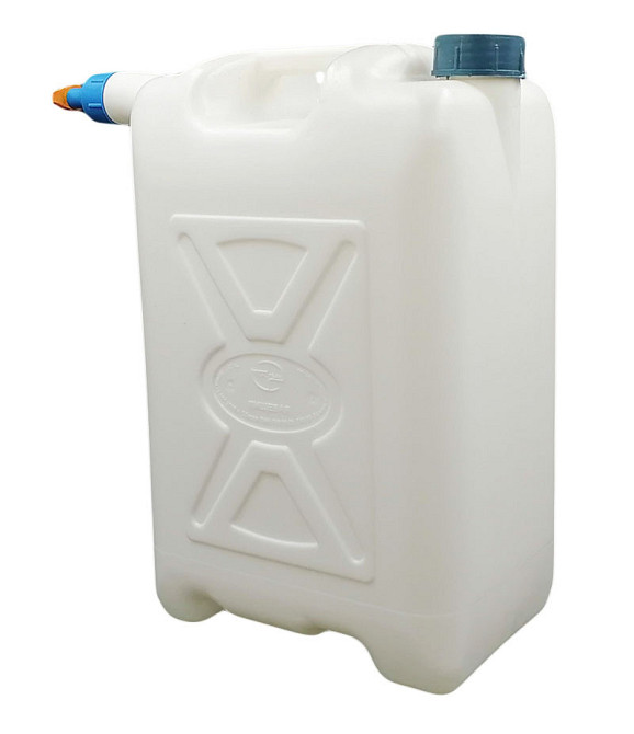 Канистра с носиком 20 литров, пластиковая Киев - изображение 2