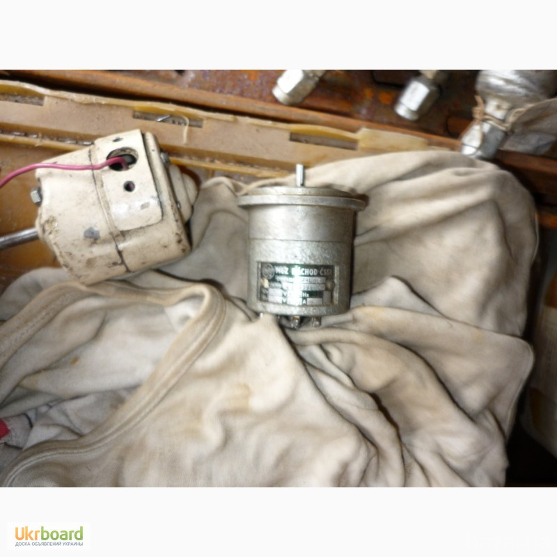 Электродвигатели без названия, белые, маленькие, круглые. -1шт Харків - зображення 2