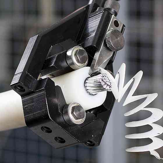 Инструмент для снятия изоляции кабелей из сшитого полиэтилена и полупроводникового экрана ø20-40мм   Харьков