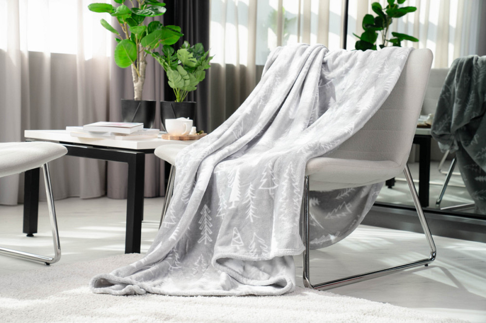 Плед Ardesto Flannel Ялинки ART-0110-PB 160х200 см світло-сірий Киев - изображение 1