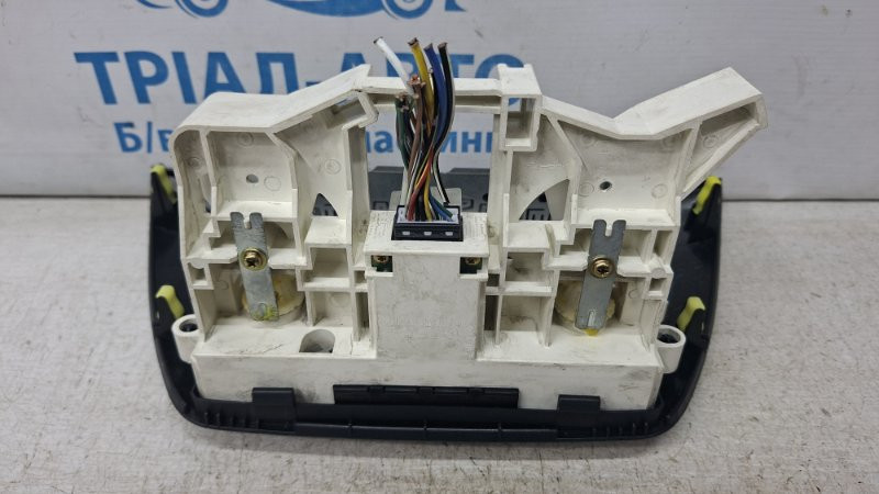 Блок управления кондиционером Mitsubishi Lancer 9 1.6 БЕНЗИН 4G18 2003 (б/у) Київ - зображення 4