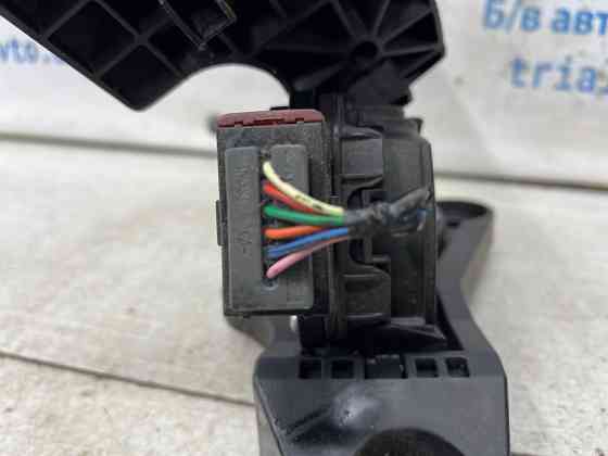 Педаль газа Hyundai Santa fe CM 2.2 DIESEL D4HB 2005 (б/у) Киев