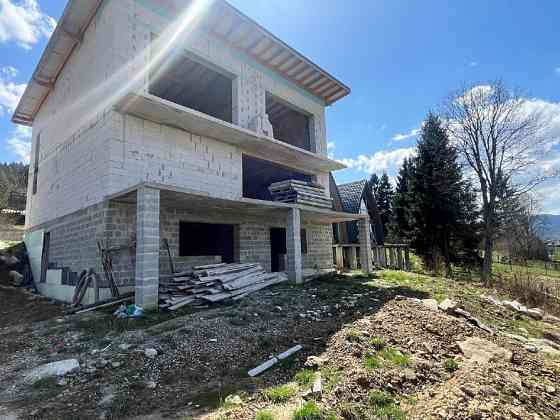 Продаж трьох будинків у Ворохті Яремче