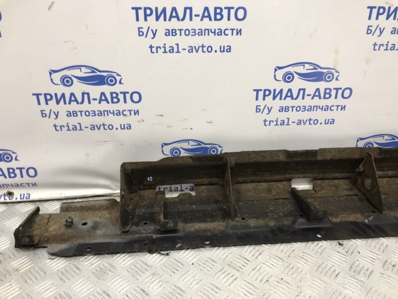 Усилитель бампера задний Mitsubishi Pajero Wagon 3 3.2 ДИЗЕЛЬ 4M41 1999 (б/у) Киев - изображение 6