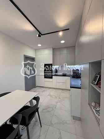 продажа 3-к квартира Киев, Соломенский, 173000 $ Киев