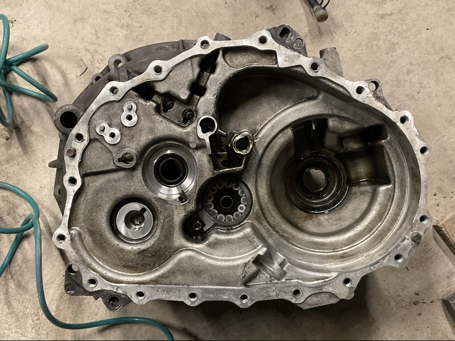 Бу корпус КПП ND0 002, Renault Megane Scenic 2, 7701474662 Кропивницкий - изображение 1