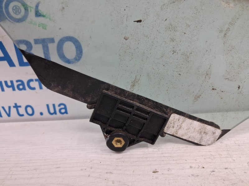 Стекло двери заднее левое Kia Sportage QL 1.7 DIESEL D4FD 2015 (б/у) Київ - зображення 2