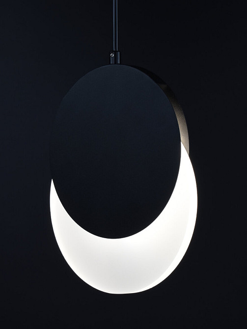 Люстра стельова LED SA26-280-bk Чорний 40-200х28х10 см. Київ - зображення 1