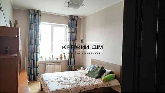 Продаж 4-кімнатної квартири біля метро «Осокорки» | вул. Срібнокільська, 14А Київ