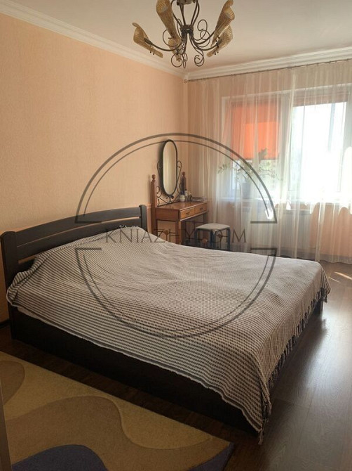 Продаж 3-кім. квартири на вулиці Урлівська, біля метро Позняки. Код об'єкту: 21145942 Киев - изображение 1