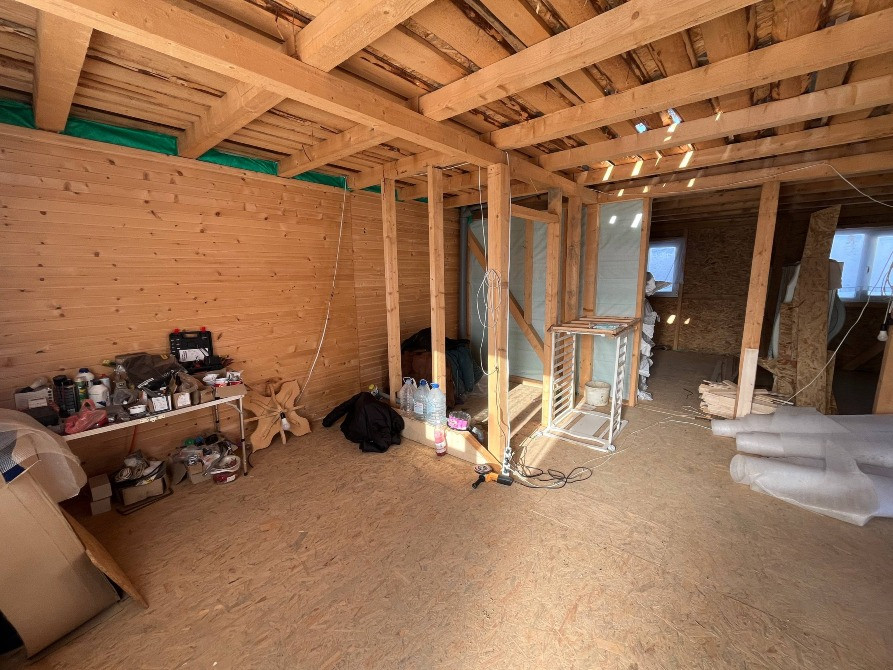 Будинок в Карпатах село Яблуниці Буковель Яремче - зображення 12