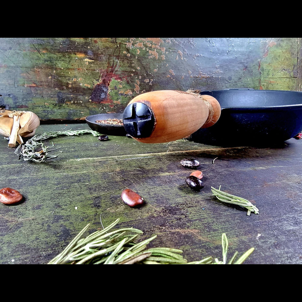 Сковорода чугунная Maysternya с крышкой 24*4см Т302С3 Одеса - зображення 8