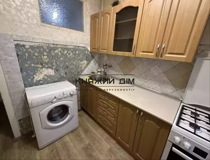 Продаж 1 кімнатної квартири біля ЖД Вокзалу вул. В.Липківського,43 код 21146507 Київ - зображення 3