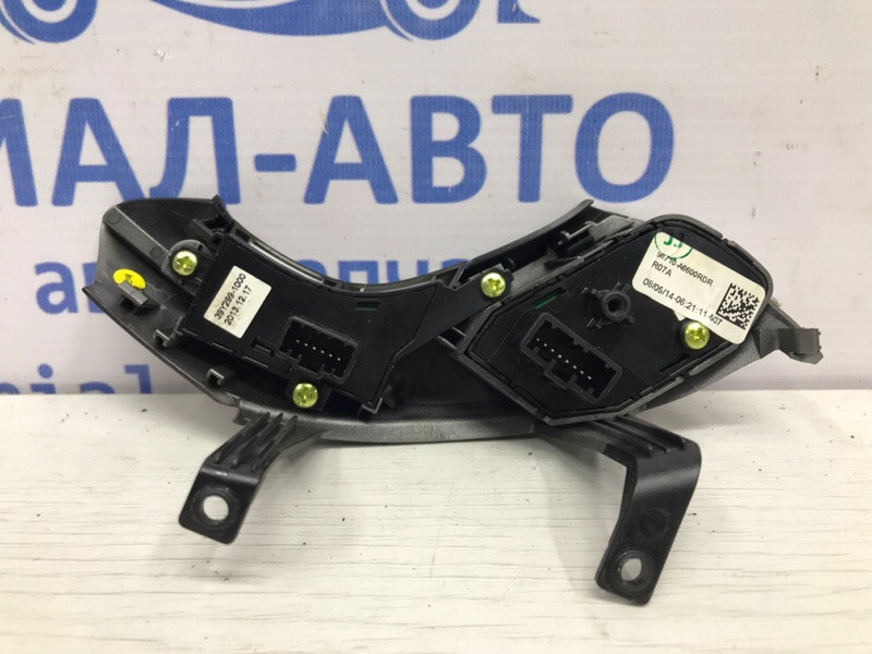 Кнопки руля Hyundai I30 GD 1.6 DIESEL D4FB 2011 (б/у) Київ - зображення 3