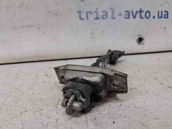 Ограничитель двери передний левый Toyota Camry 2006-2011 6862033070 (Арт. 64479) Киев