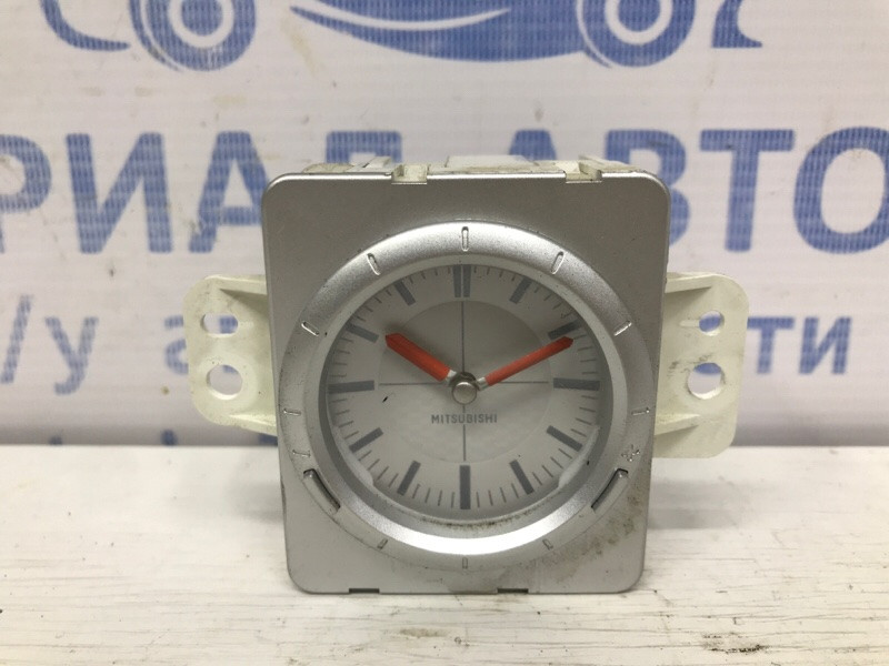 Часы Mitsubishi Outlander 2003-2006 MR979796 (Арт. 53370) Київ - зображення 1