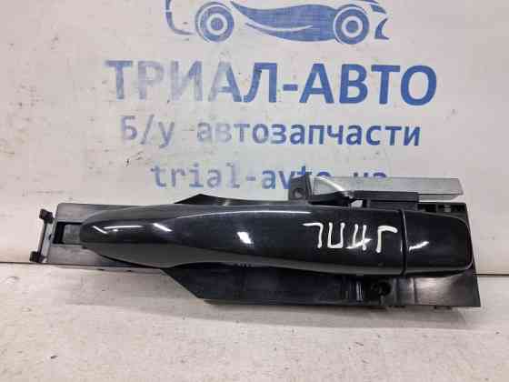 Ручка двери внешняя передняя левая Nissan Qashqai J11 1.2 БЕНЗИН HRA2DDT 2013 (б/у) Киев