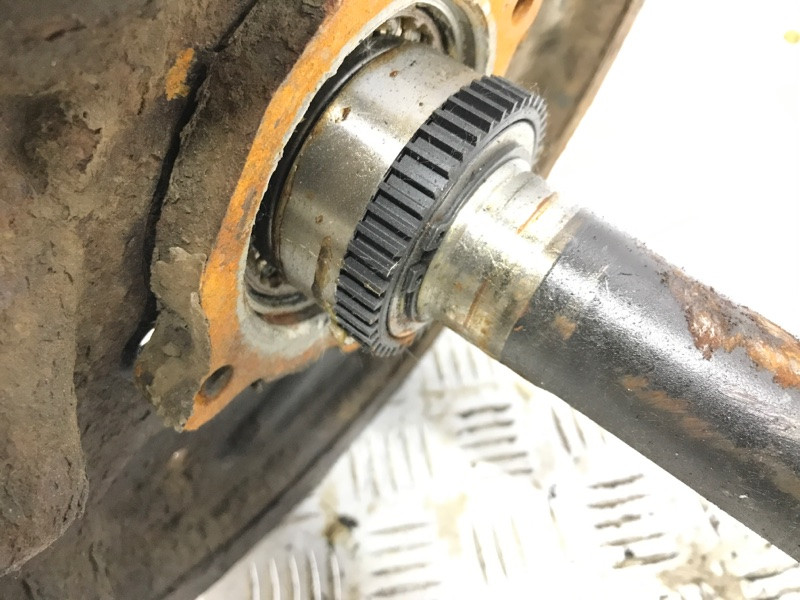 Привод задний правый Mitsubishi L200 KB 2.5 ДИЗЕЛЬ 4D56U 2006 (б/у) Київ - зображення 4