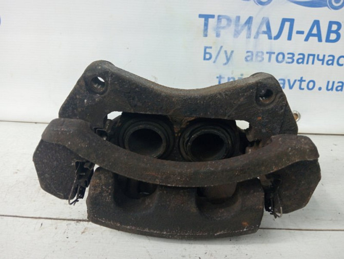 Суппорт передний левый Infiniti Q50 V37 2.2 DIESEL OM651 2013 (б/у) Київ - зображення 4