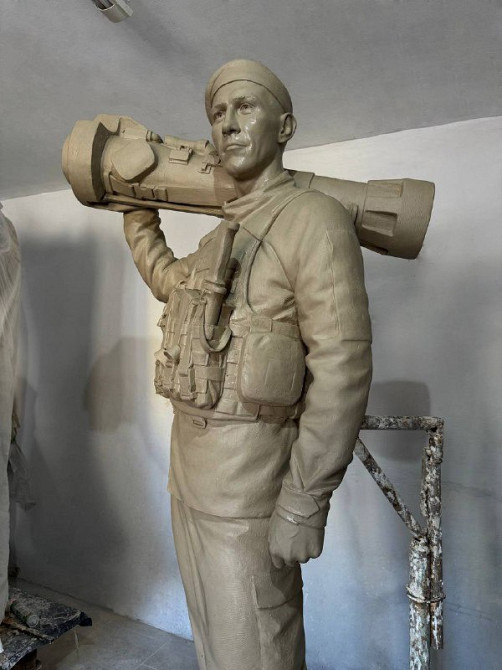 Пам'ятний комплекс на могилі загиблого солдата на замовлення. Київ - зображення 4