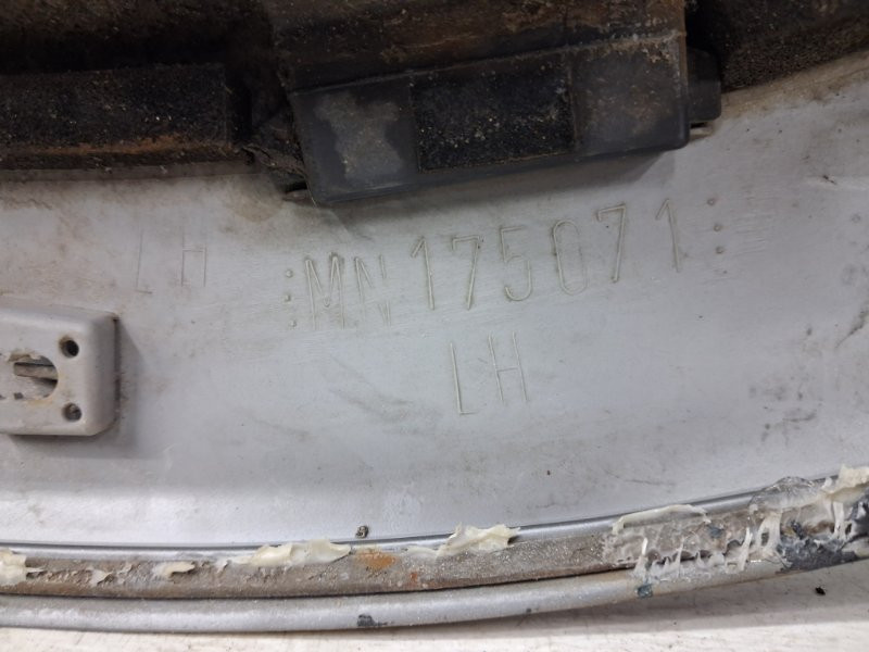 Накладка крыла Mitsubishi Outlander 2003-2006 MN175071 (Арт. 66475) Киев - изображение 4