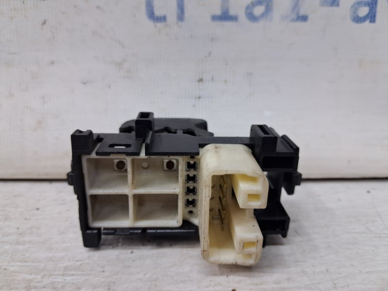 Кнопка стеклоподъемника Toyota RAV 4 A30 2.0 БЕНЗИН 1AZFE 2005 (б/у) Киев - изображение 2