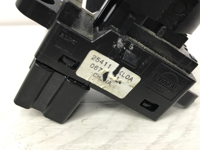 Кнопка стеклоподъемника Nissan Juke 2010-2019 254111KL0A (Арт. 55822) Киев - изображение 3