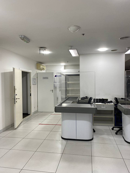 Срочно продам магазин на Среднефонтанской 711кв.м Одесса - изображение 1