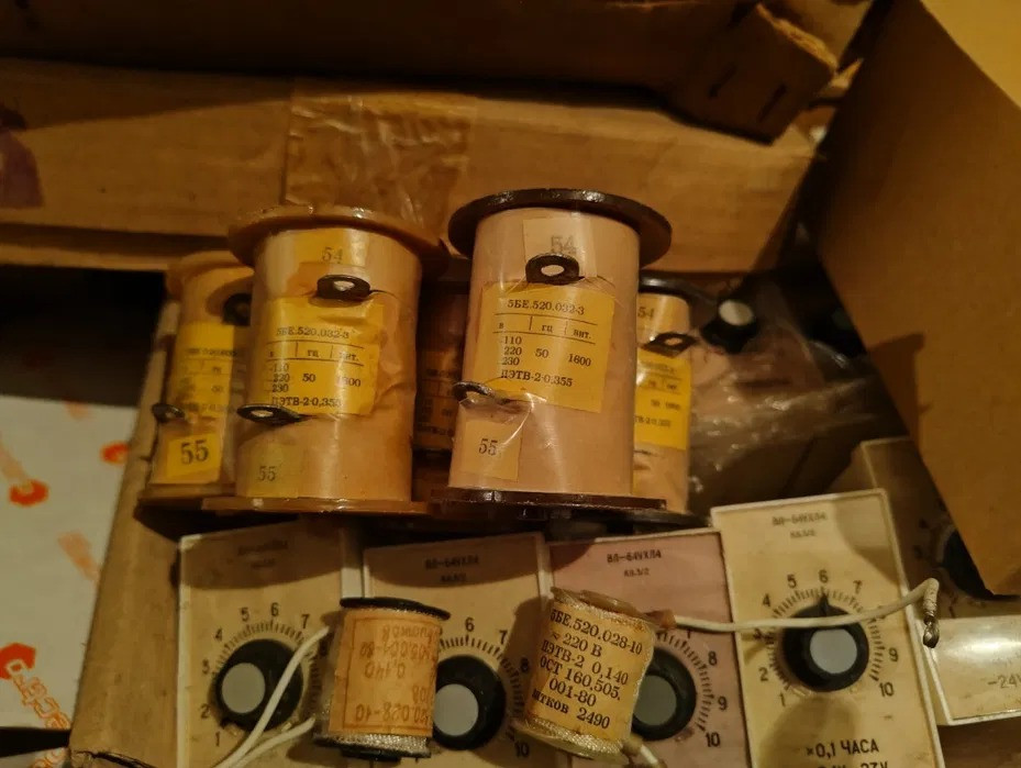 Выключатель АВМ-4(10),15(20) контакт катушка камера дугогасительная Дніпро - зображення 4