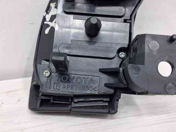 Кнопки руля Lexus RX 350 2003-2009 8425048110C0 (Арт. 79526) Киев