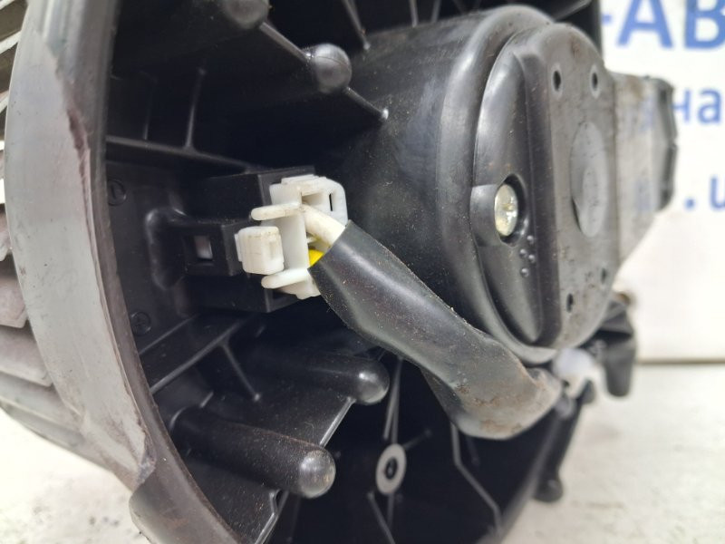 Моторчик печки Mitsubishi ASX GA 1.8 DIESEL 4N13 2010 (б/у) Киев - изображение 4