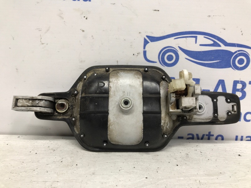 Ручка двери внешняя задняя правая Mitsubishi Pajero Wagon 4 3.2 ДИЗЕЛЬ 4M41 2006 (б/у) Київ - зображення 3