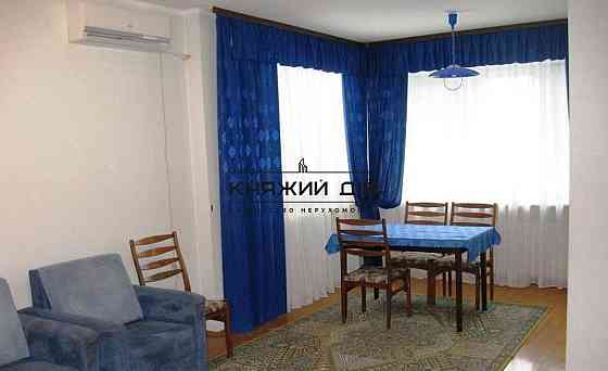 Комфортная, раздельная 2-х к. кв. возле ст. м. Минская. № 1180862 Київ