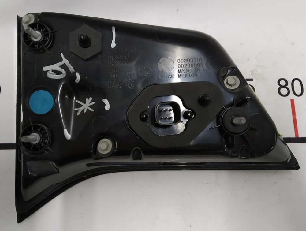 Фонарь правый внутрений (USA) Tesla model X 1034337-00-B Киев - изображение 2