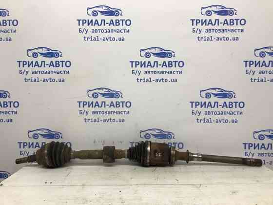 Привод передний правый АКПП Mitsubishi Pajero Wagon 3 3.2 ДИЗЕЛЬ 4M41 1999 (б/у) Киев