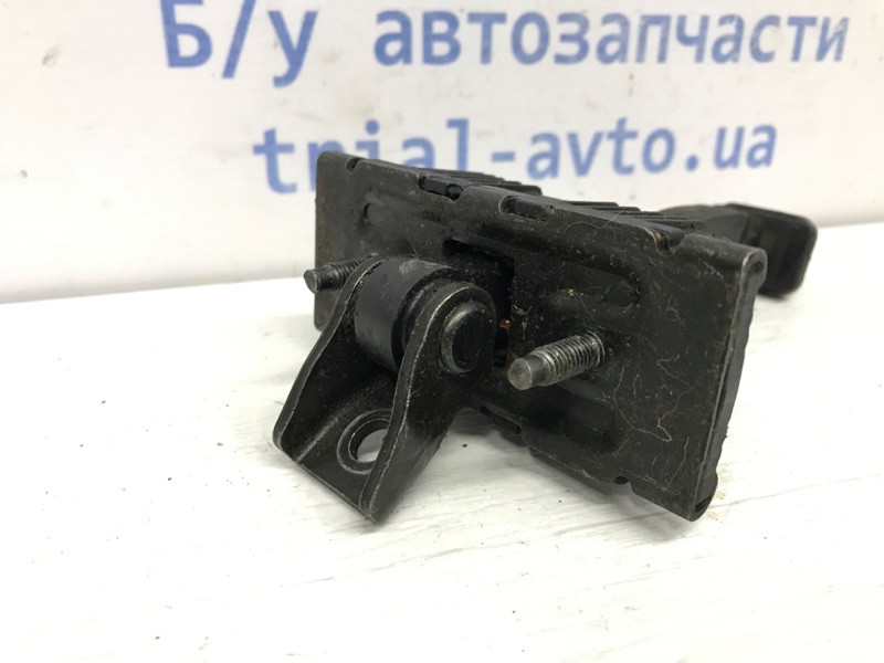 Ограничитель двери передний правый Toyota Avensis T25 1.8 БЕНЗИН 1ZZFE 2002 (б/у) Киев - изображение 2