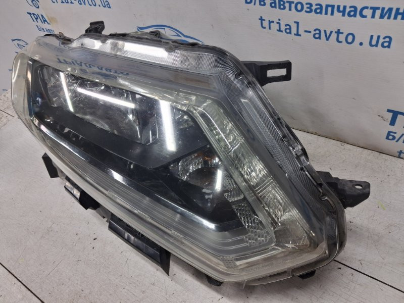 Фара правая Nissan X-Trail 2014-2021 260104CC0C (Арт. 83993) Київ - зображення 1