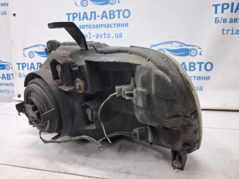 Фара правая галоген Mitsubishi Pajero Wagon 3 3.2 ДИЗЕЛЬ 4M41 1999 (б/у) Київ - зображення 6