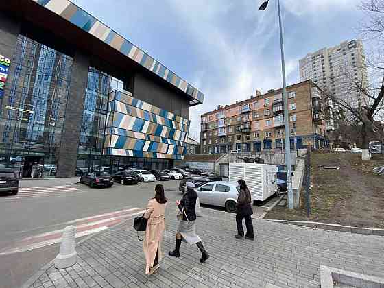 долгосрочная аренда торговые площади Киев, Печерский, 120000 грн./мес. Київ