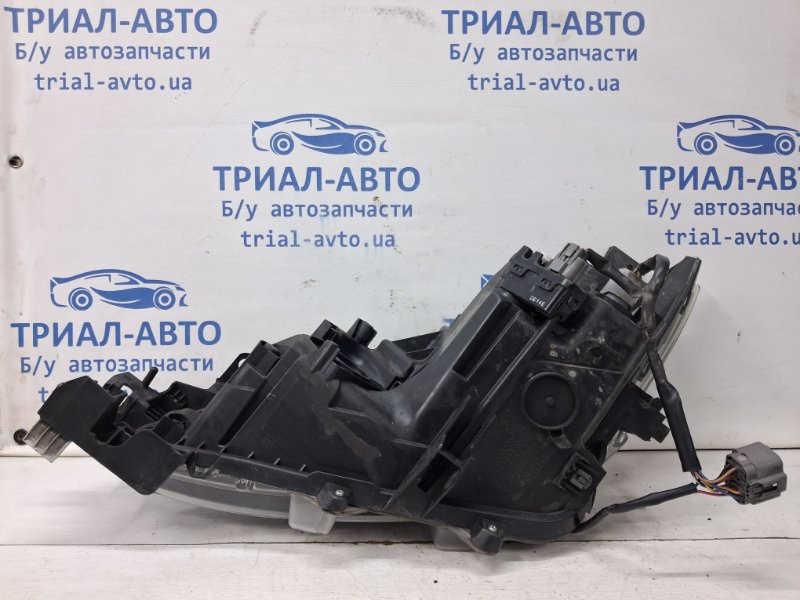 Фара правая Ксенон Mazda 3 BM 2.2 DIESEL 2013 (б/у) Київ - зображення 9