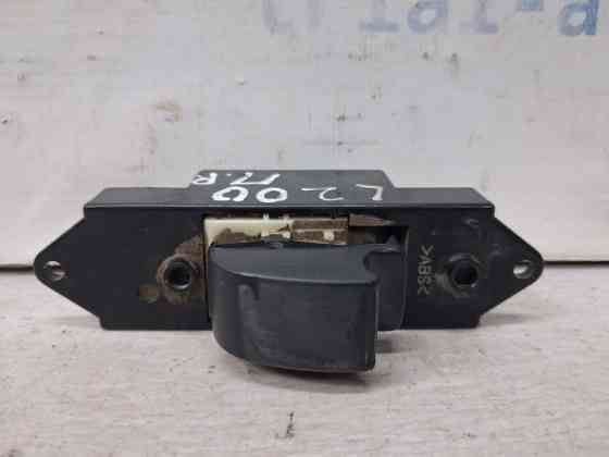 Кнопка стеклоподъемника Mitsubishi L200 KB 2.5 DIESEL 4D56 2006 (б/у) Київ