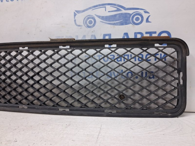 Решетка бампера центральная Hyundai Tucson JM 2.0 DIESEL D4EA 2004 (б/у) Киев - изображение 3
