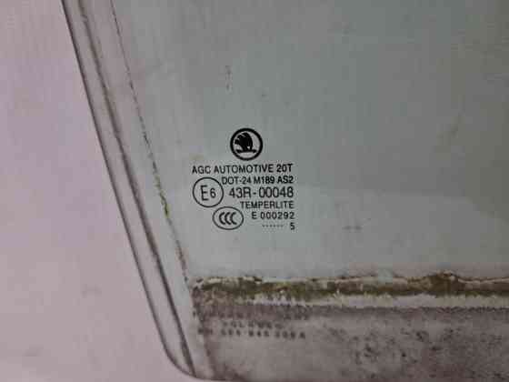 Стекло двери заднее правое Skoda Octavia 2013-2020 5E5845206A (Арт. 80720) Киев
