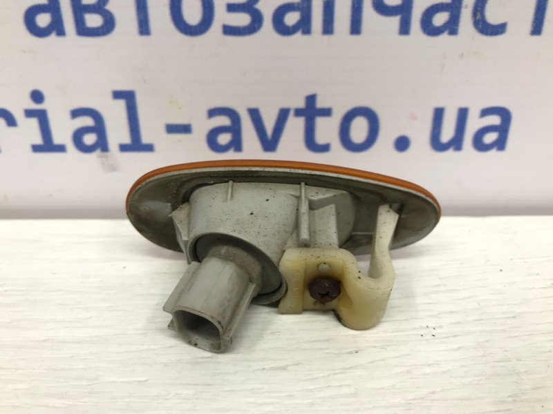 Повторитель поворотника Mitsubishi Pajero Sport K9 2.5 DIESEL 4D56 1996 (б/у) Київ - зображення 2