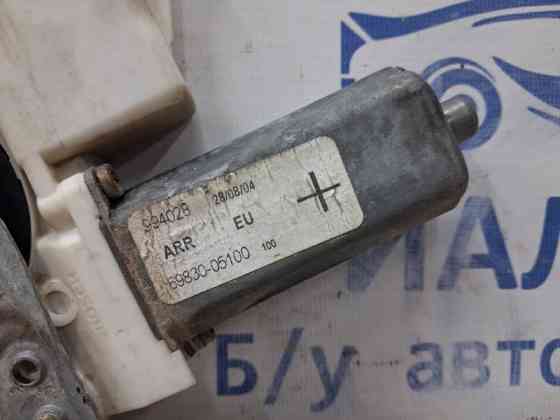 Стеклоподъемник задний правый Toyota Avensis T25 1.8 БЕНЗИН 1ZZFE 2002 (б/у) Киев