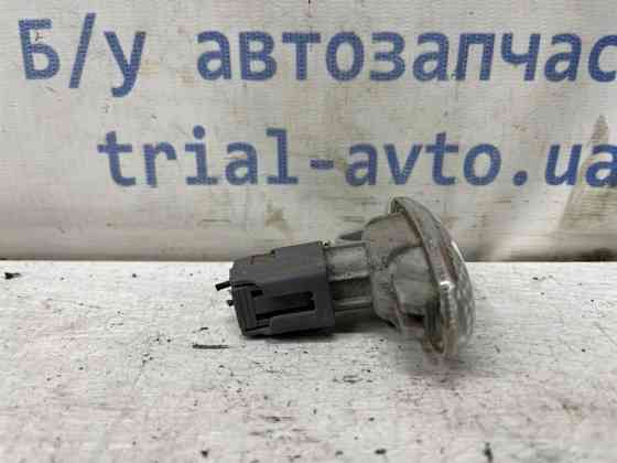 Повторитель поворотника Mazda 3 2003-2009 GJ6A-51-120D (Арт. 81628) Київ