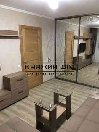 Оренда світлої, комфортної 2х кімнатної суміжної квартири на Воскресенці. № 11145142 Київ