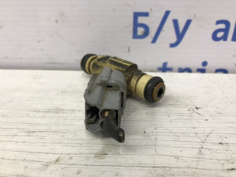 Форсунка топливная Hyundai Santa fe CM 2.7 БЕНЗИН G6EA 2005 (б/у) Київ - зображення 2