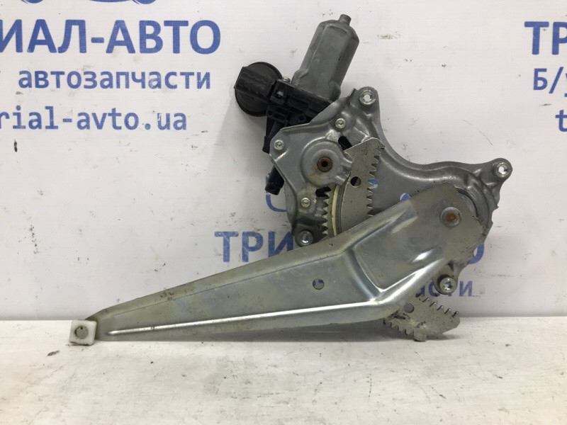 Стеклоподъемник задний правый Toyota RAV 4 A40 2.2 DIESEL 2ADFTV 2012 (б/у) Київ - зображення 2