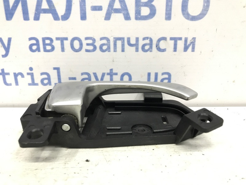 Ручка двери внутренняя правая Kia Sportage SL 1.7 DIESEL D4FD 2010 (б/у) Київ - зображення 2